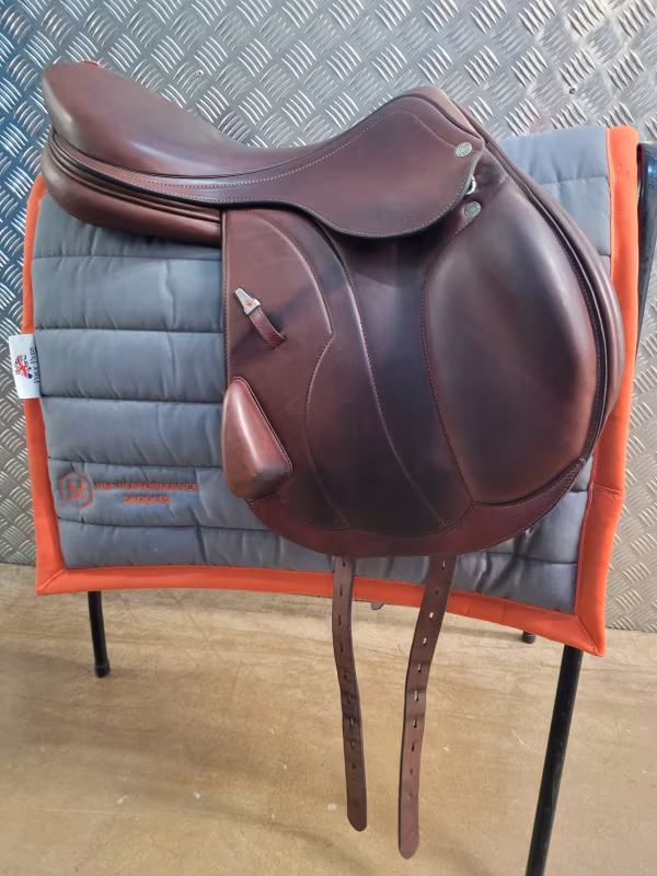 Equipe Synergy mono-flap Jump, Red Brown 17.5 +1 £2200