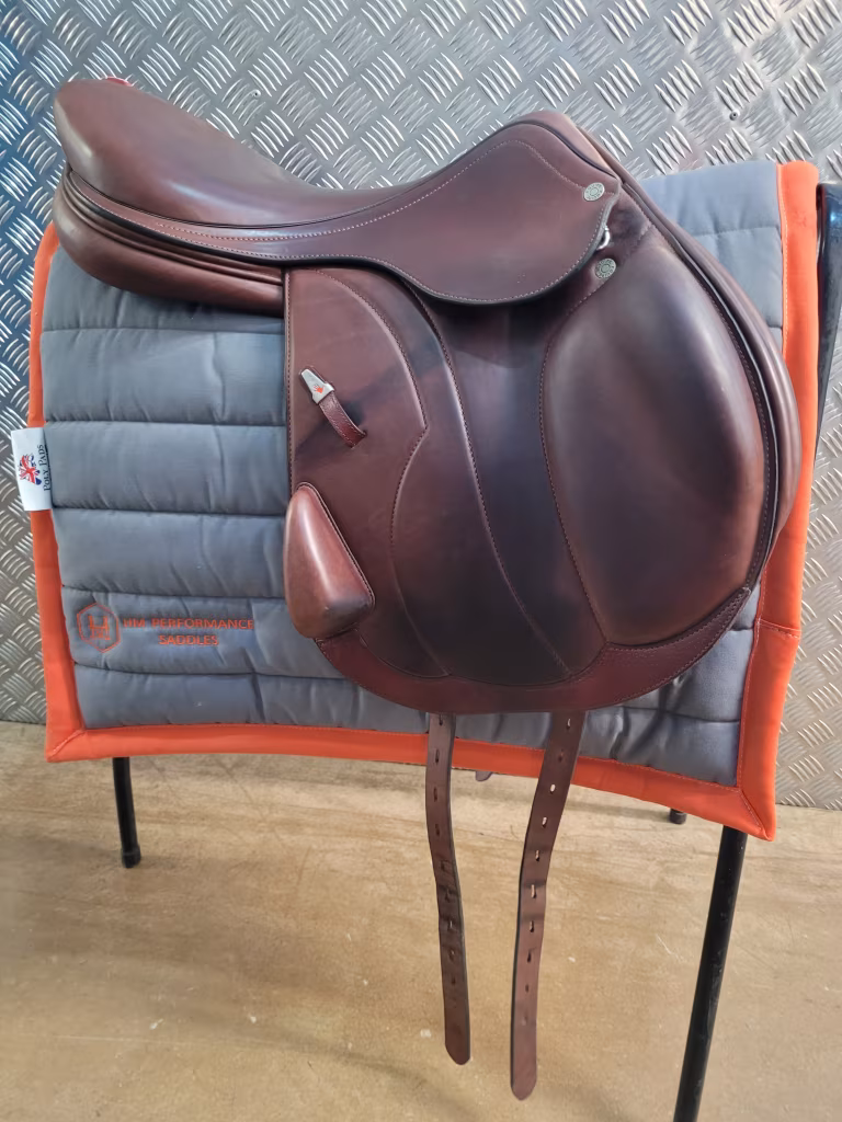 Equipe Synergy mono-flap Jump, Red Brown 17.5 +1 £2200